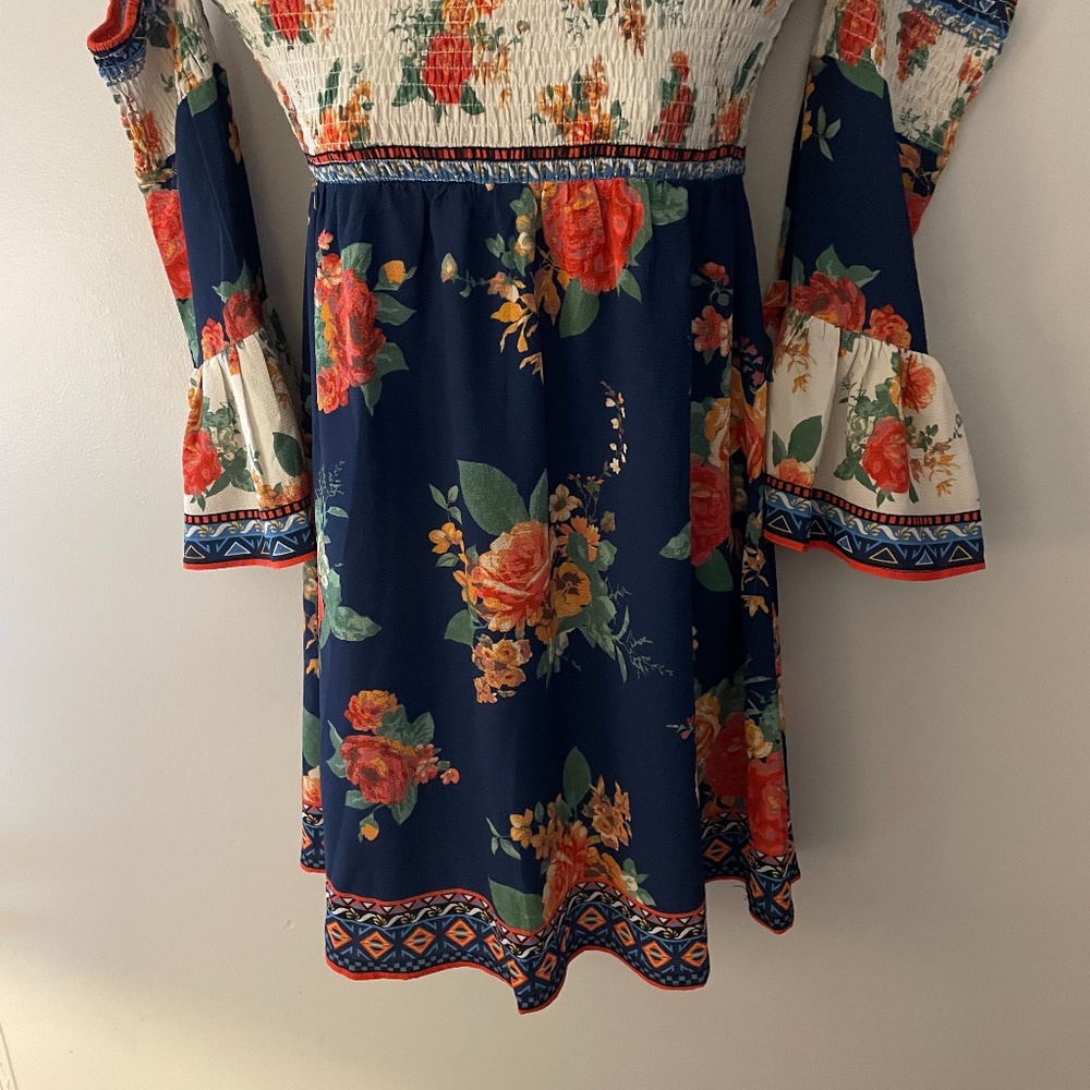 NWT flying tomato size medium dress floral orange blue white beautiful